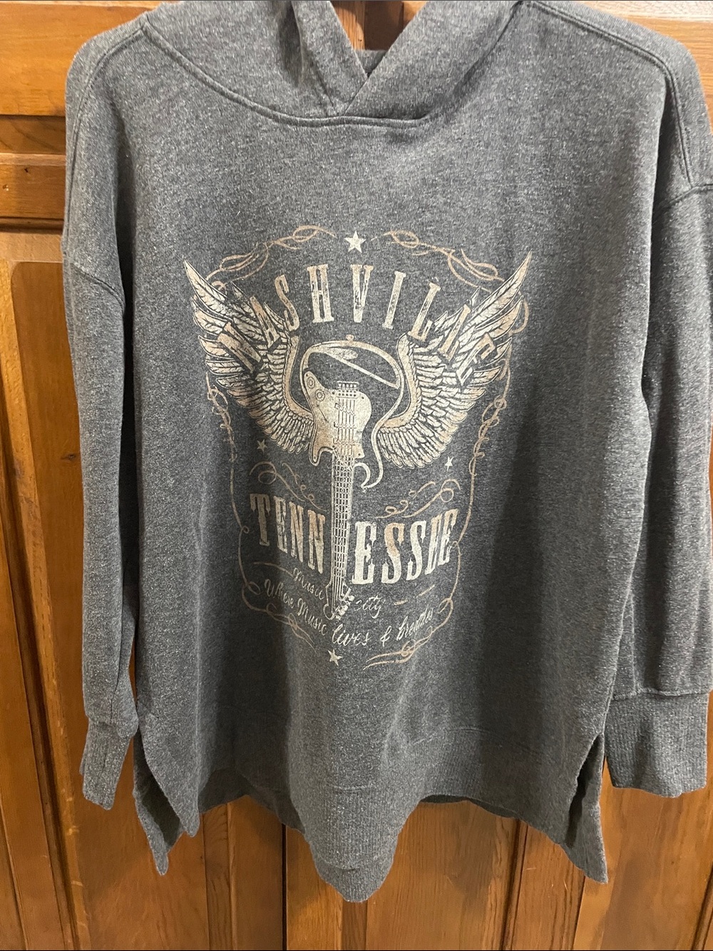 Maurices Gray Nashville Tennessee Graphic Hoodie Sz.L Good to Fair condition
